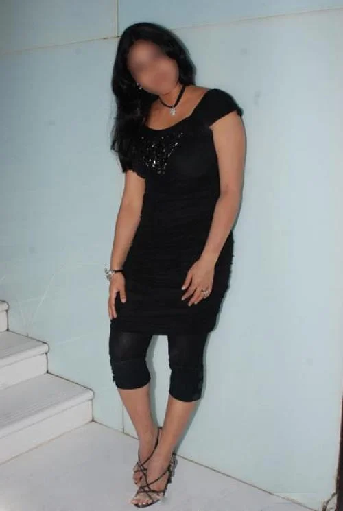 Call Girls Rae Bareli